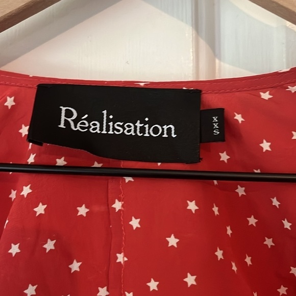 Realisation Par | 100% Silk The Bianca Front Tie Top Red White Stars XXS July 4 - Picture 8 of 13